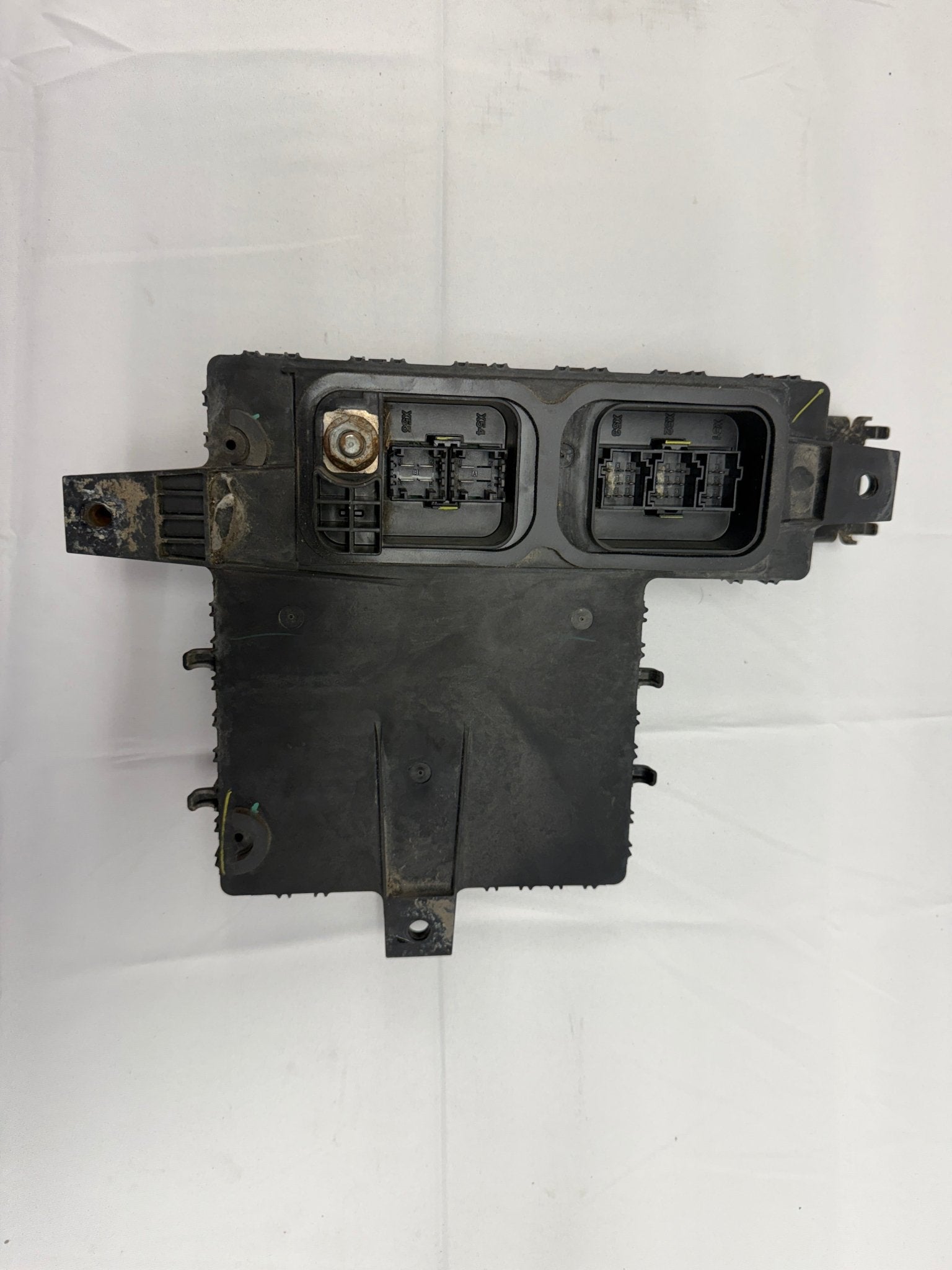 Used Electrical Parts and Harnesses from 2017 Freightliner Cascadia with DD13 Engine - DPF Discounter